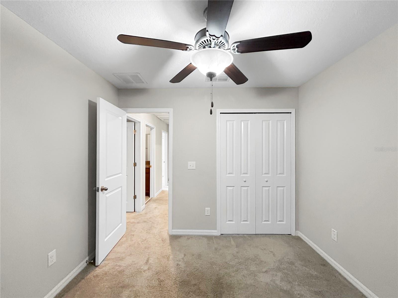 VISTA PALMS - Residential Lease