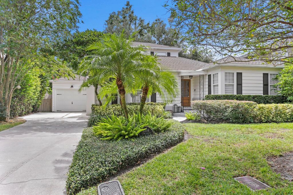 Photo of 3304 W San Jose Street, Tampa, FL 33629 (MLS # TB8430202)