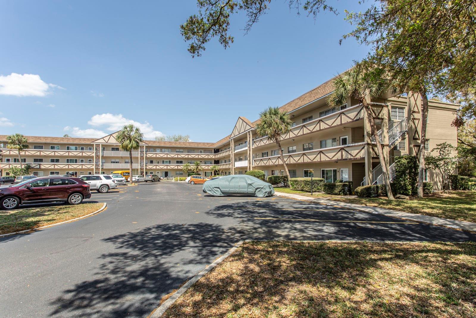 2464 AUSTRALIA WAY E 46