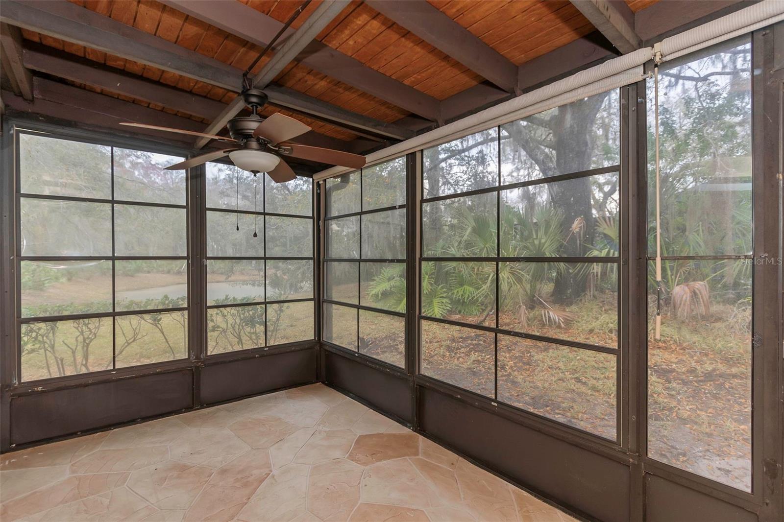 EAST LAKE WOODLANDS WOODS LANDING TWNHMS - Residential