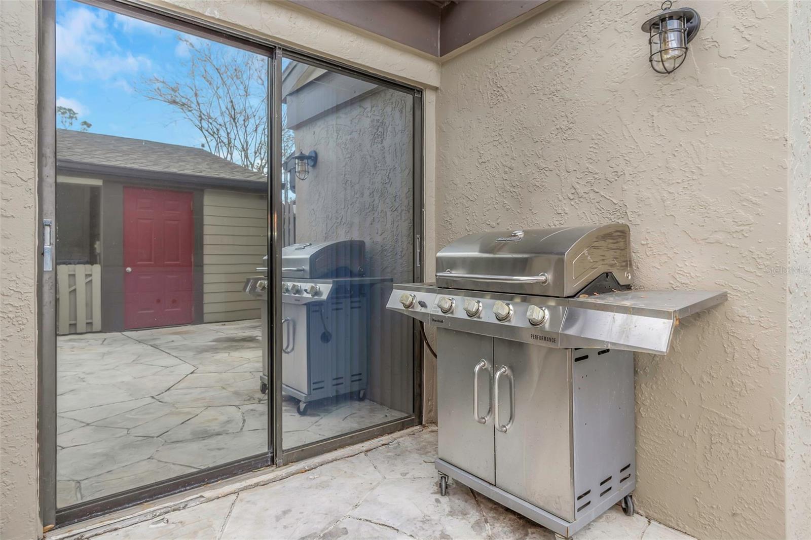 EAST LAKE WOODLANDS WOODS LANDING TWNHMS - Residential