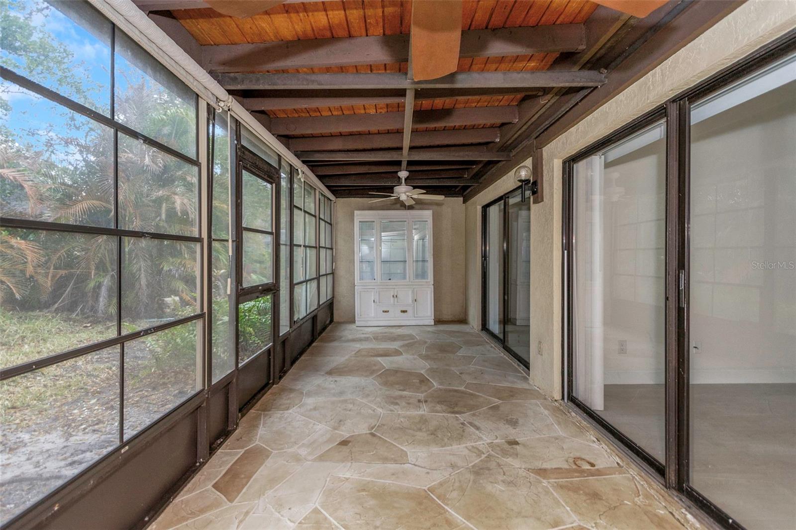 EAST LAKE WOODLANDS WOODS LANDING TWNHMS - Residential