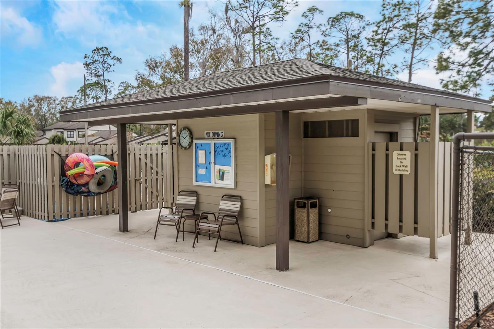 EAST LAKE WOODLANDS WOODS LANDING TWNHMS - Residential