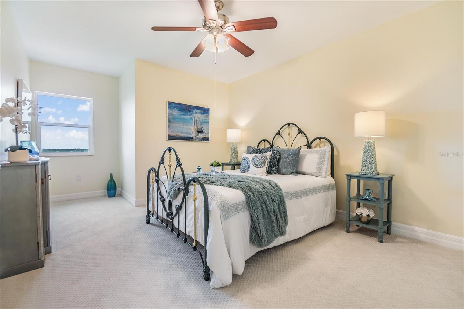 SEAVIEW PLACE - Residential