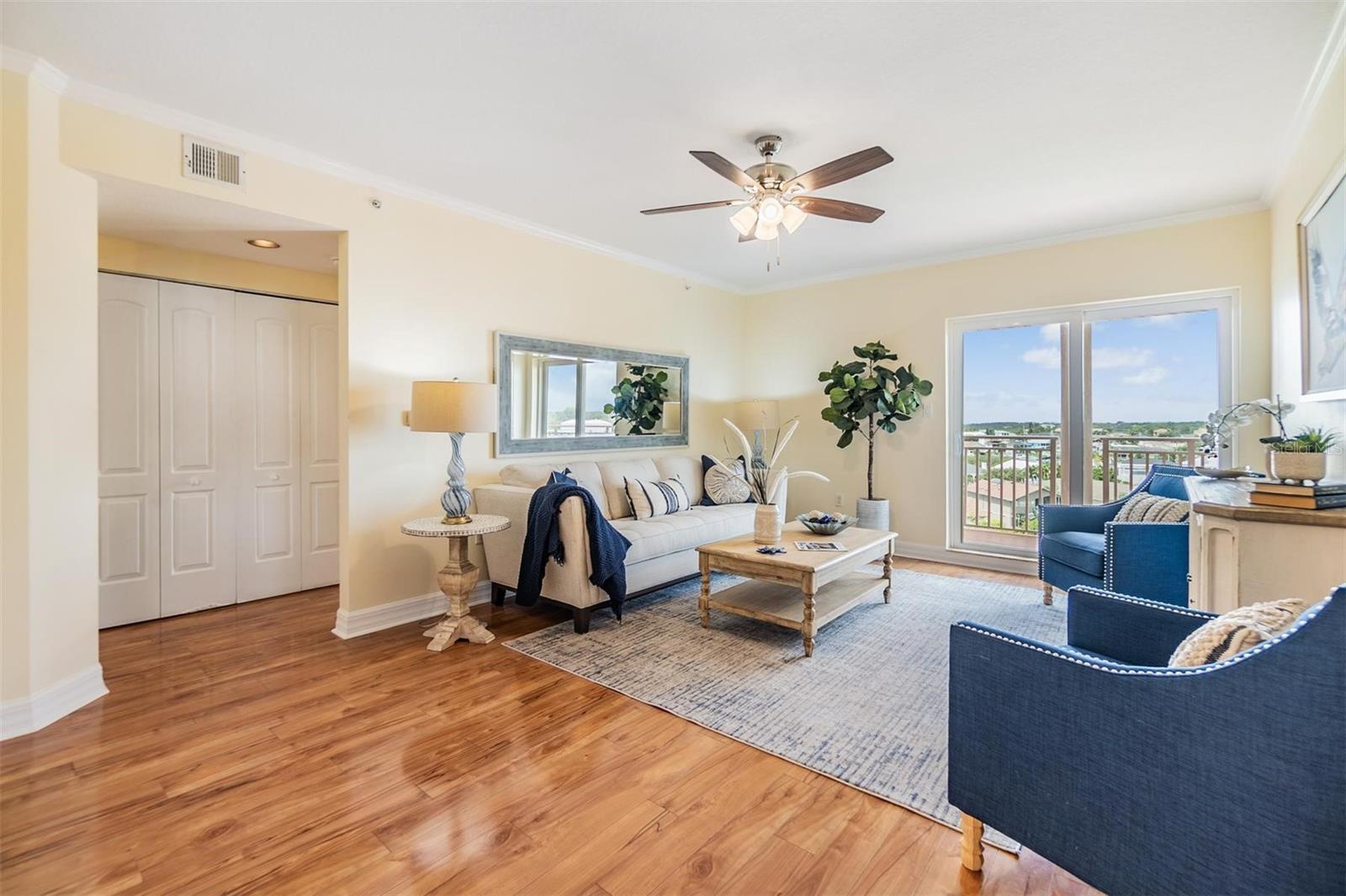 SEAVIEW PLACE - Residential