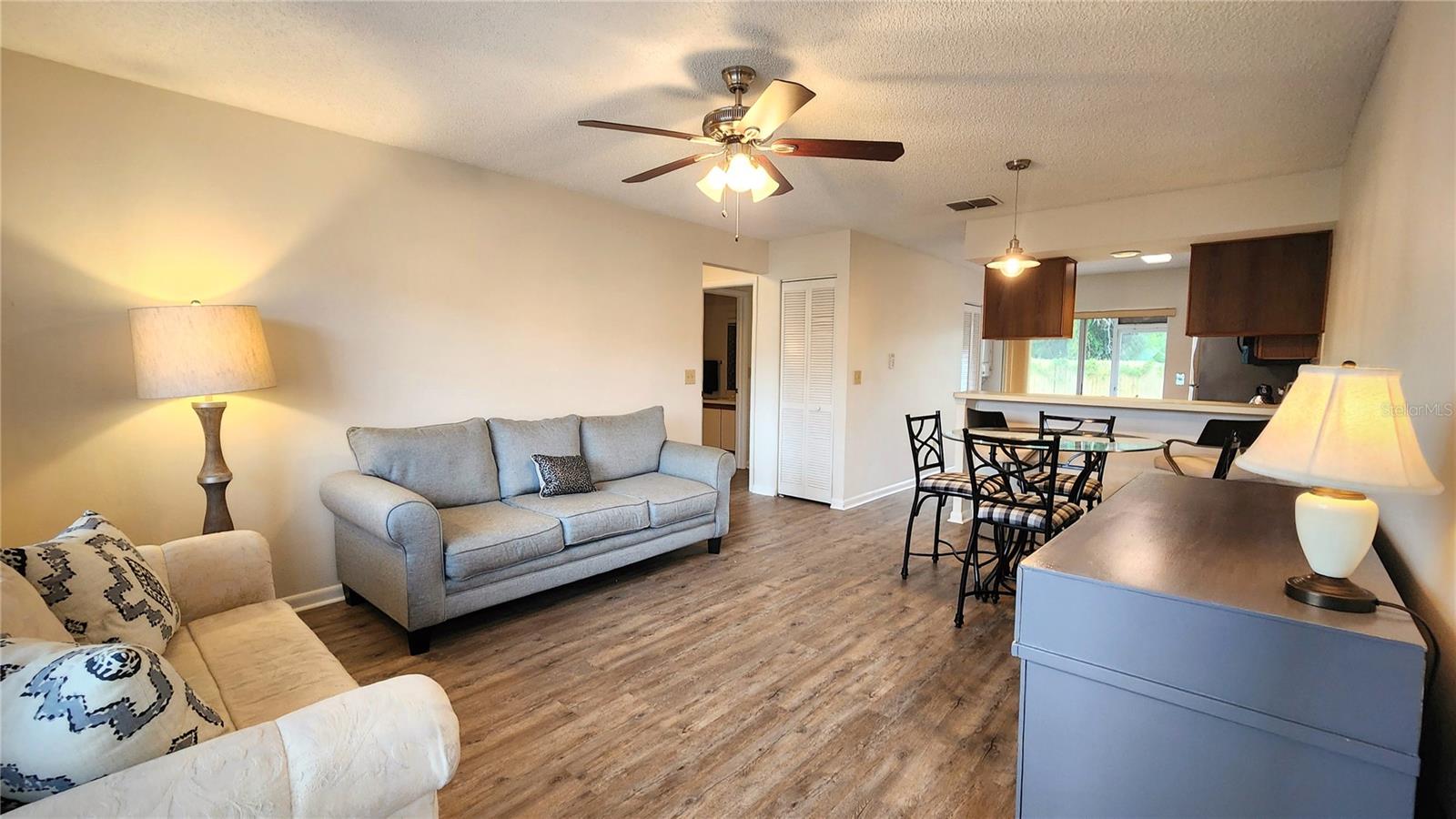 SUNNYBROOK CONDO 07 - Residential