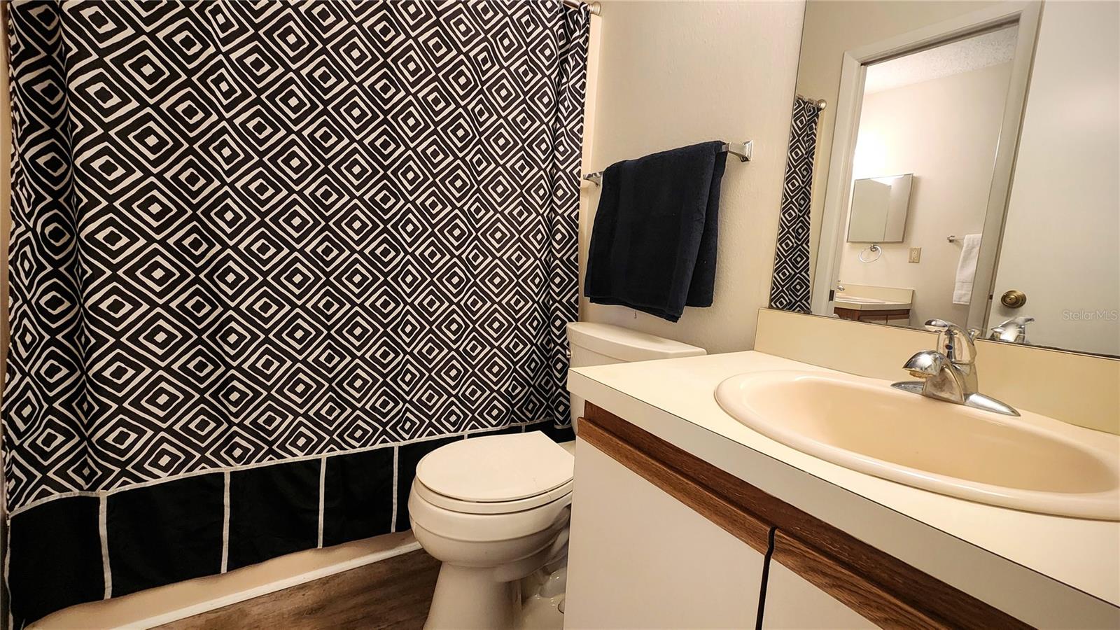 SUNNYBROOK CONDO 07 - Residential