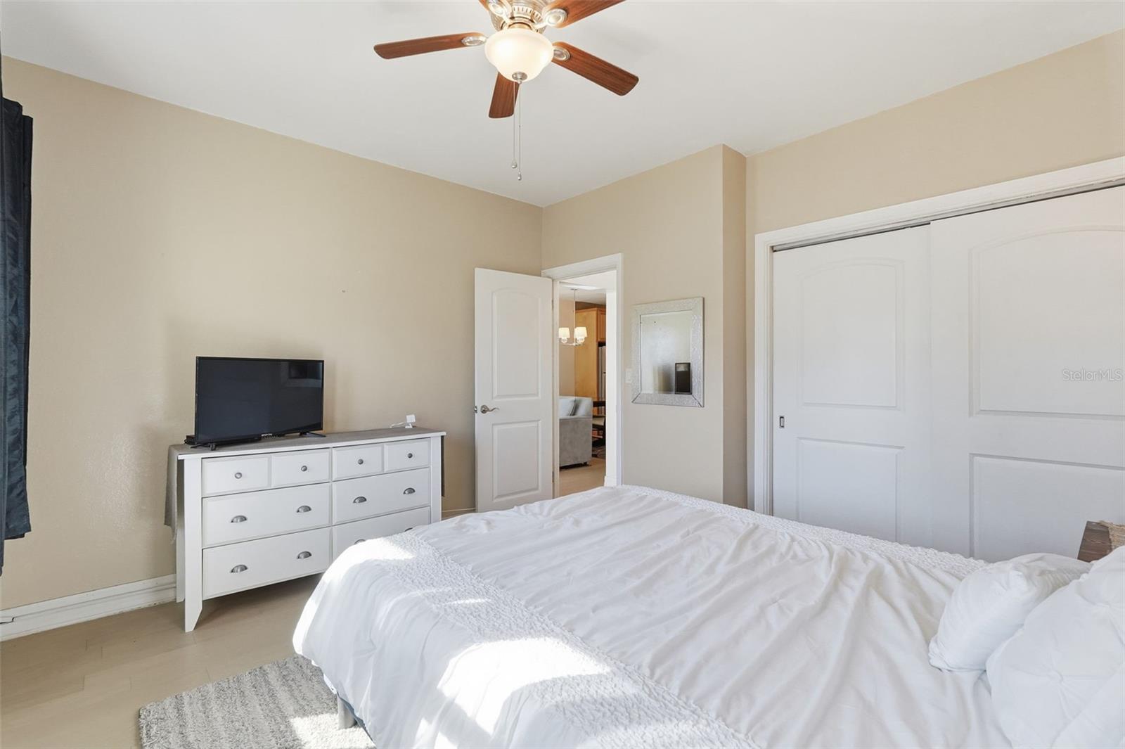 SUNSET PLAZA APTS CONDO - Residential