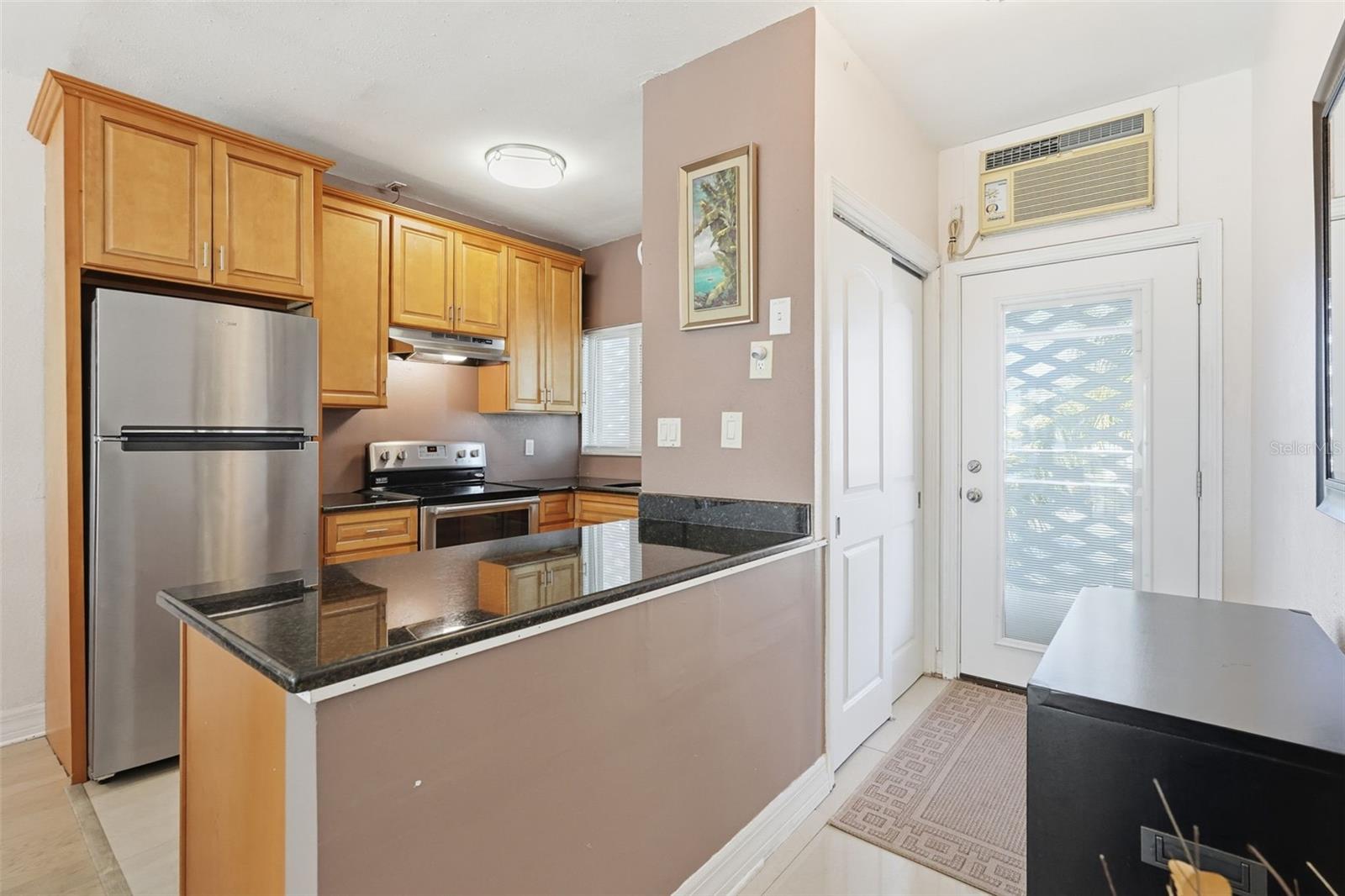 SUNSET PLAZA APTS CONDO - Residential