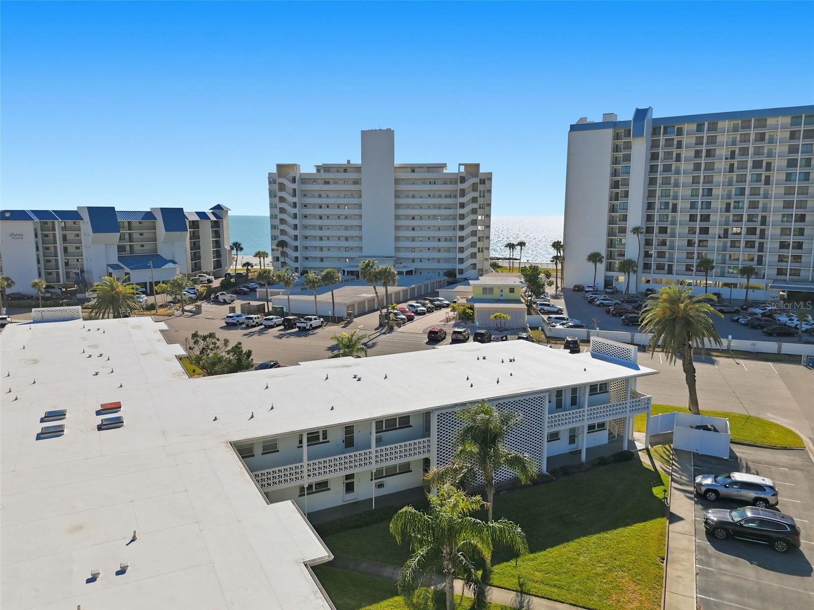 SUNSET PLAZA APTS CONDO - Residential