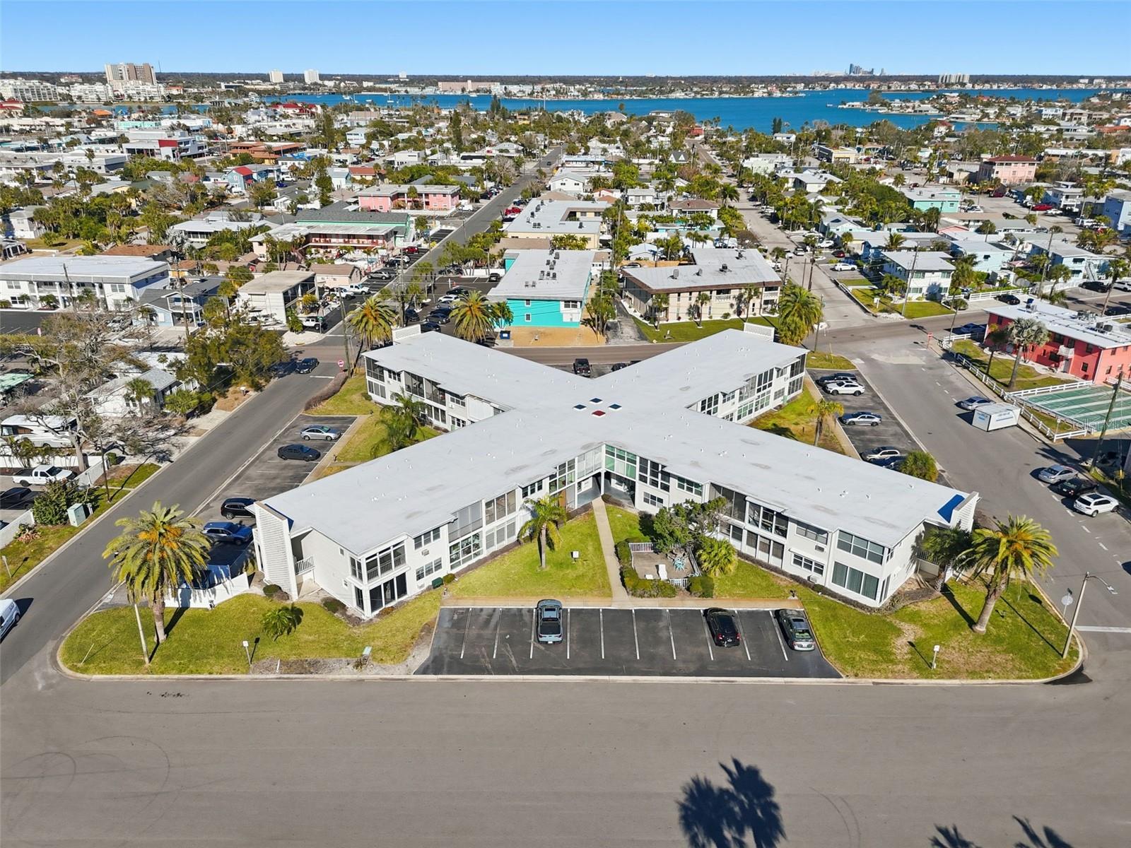 SUNSET PLAZA APTS CONDO - Residential