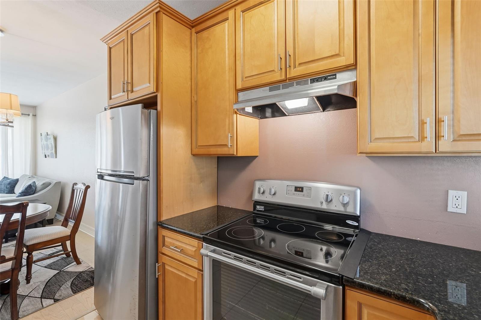 SUNSET PLAZA APTS CONDO - Residential