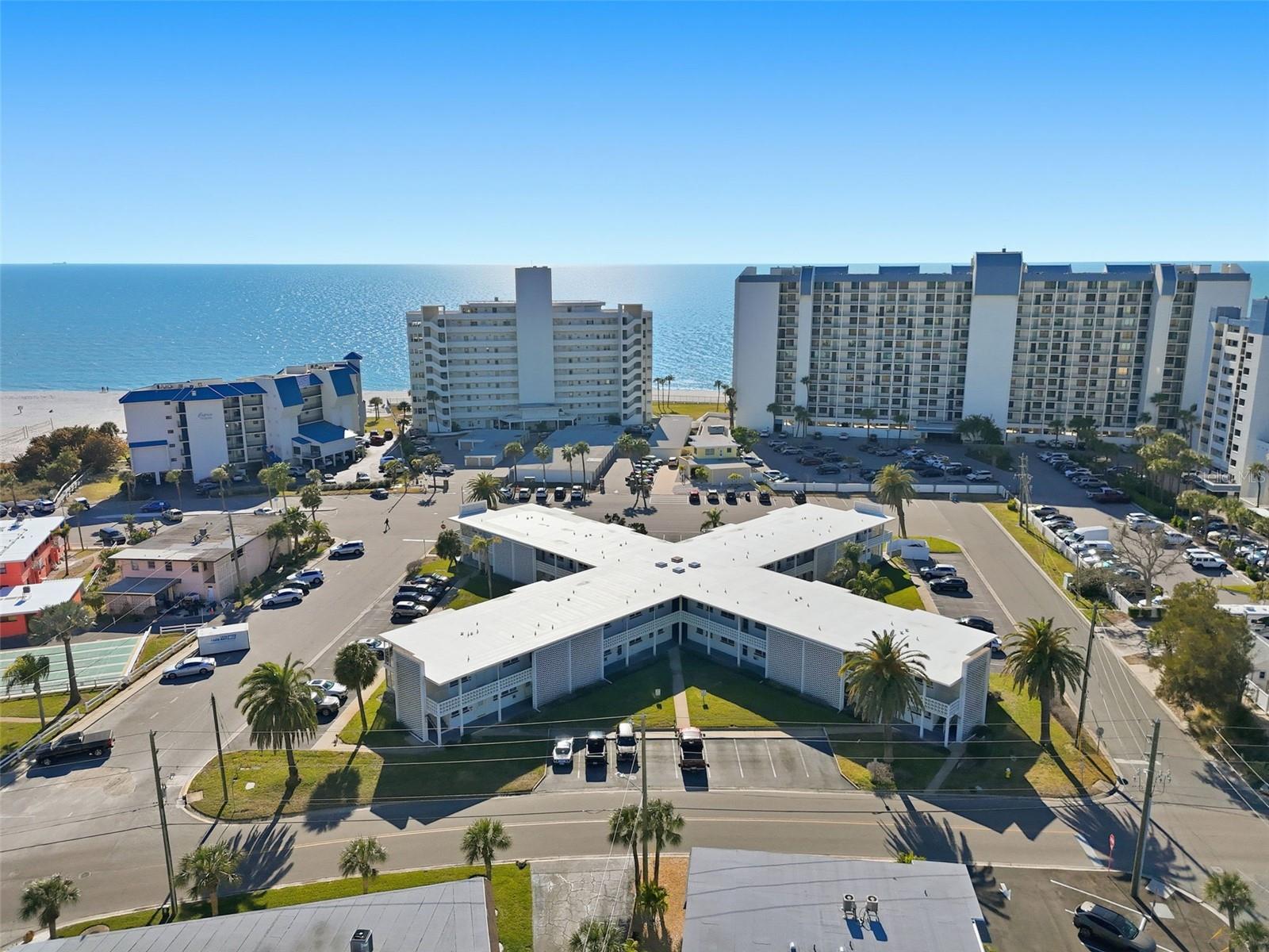 SUNSET PLAZA APTS CONDO - Residential