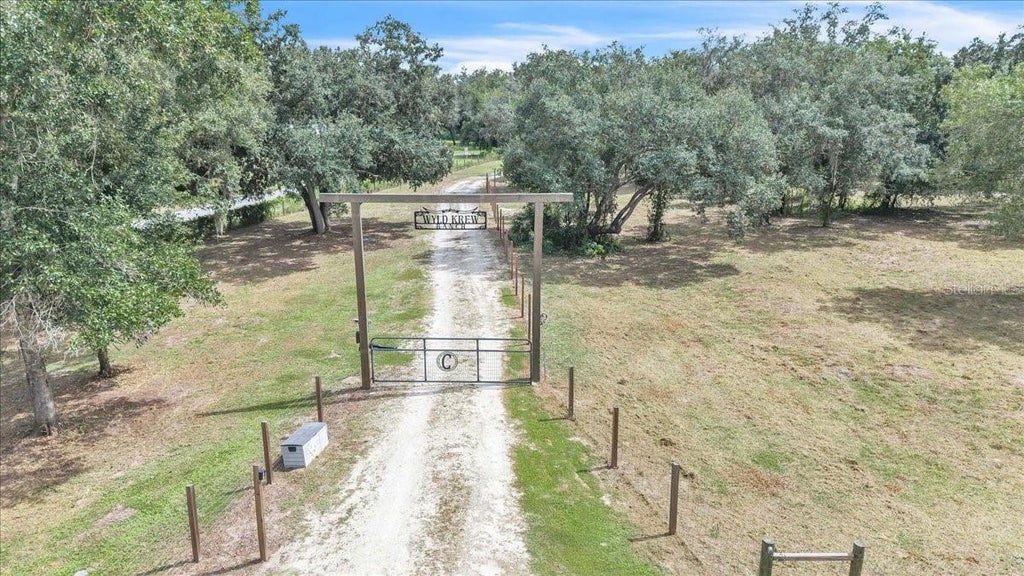 Photo of 7698 SW Senate Street, Arcadia, FL 34269 (MLS # C7531420)