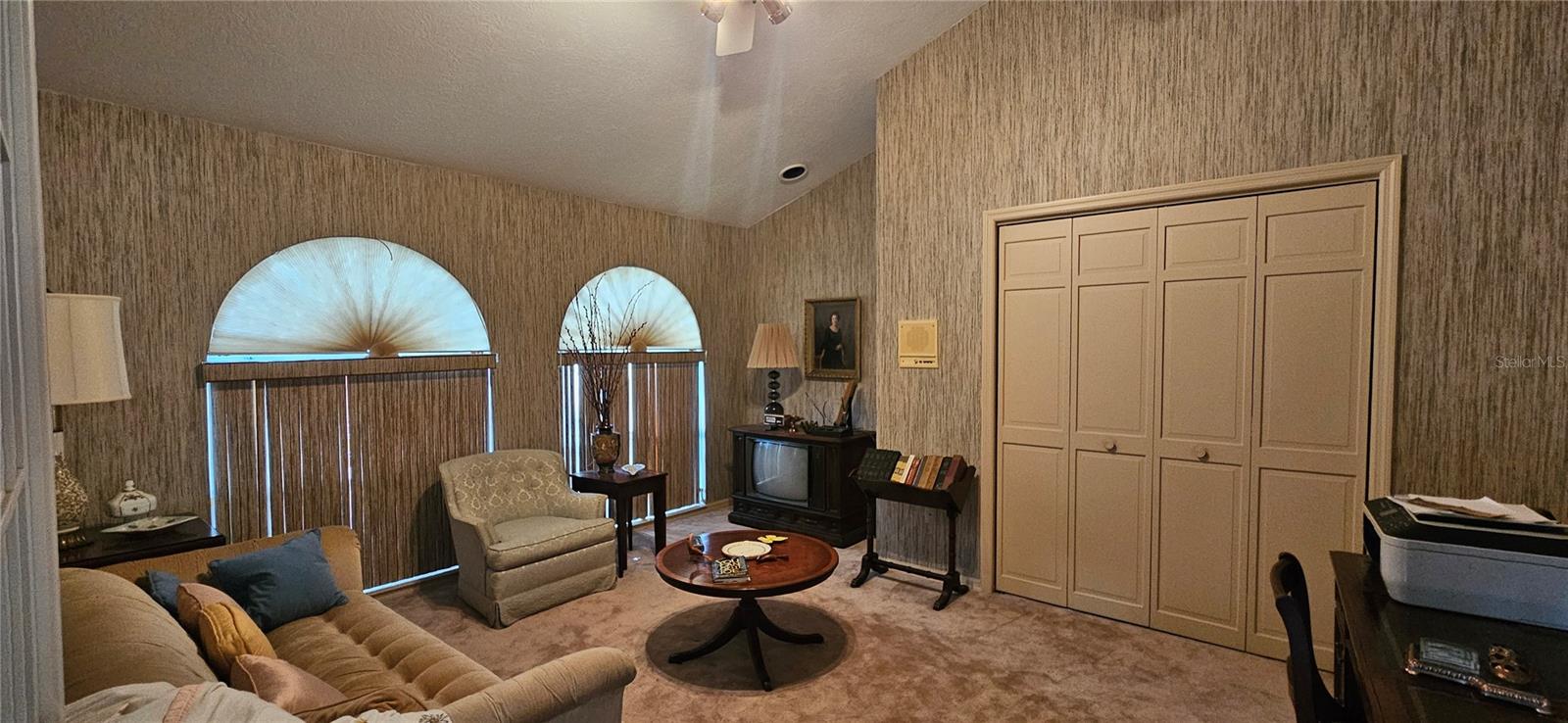 WALDEN LAKE - Residential