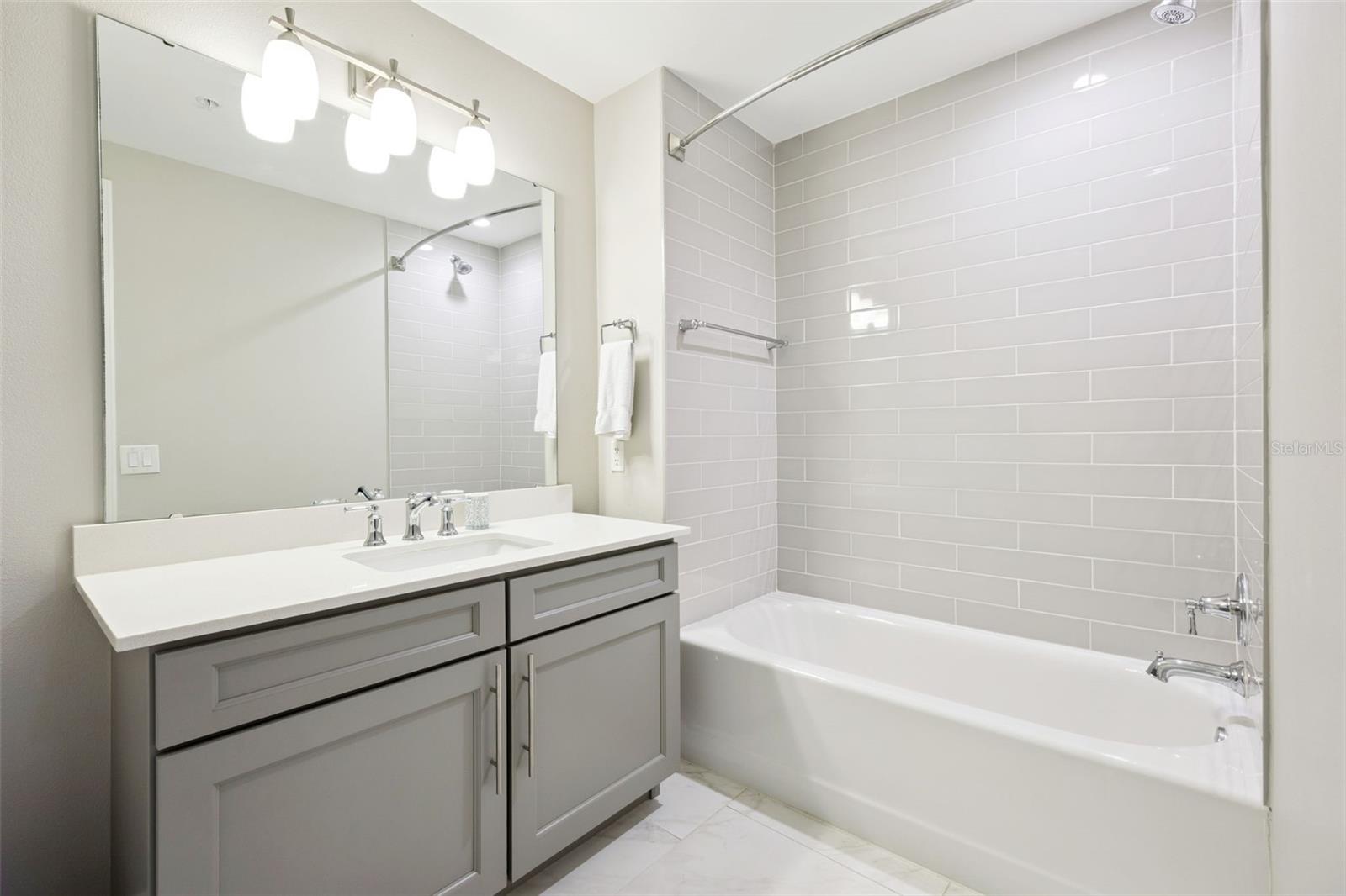 SIENA/COLLINA - Residential