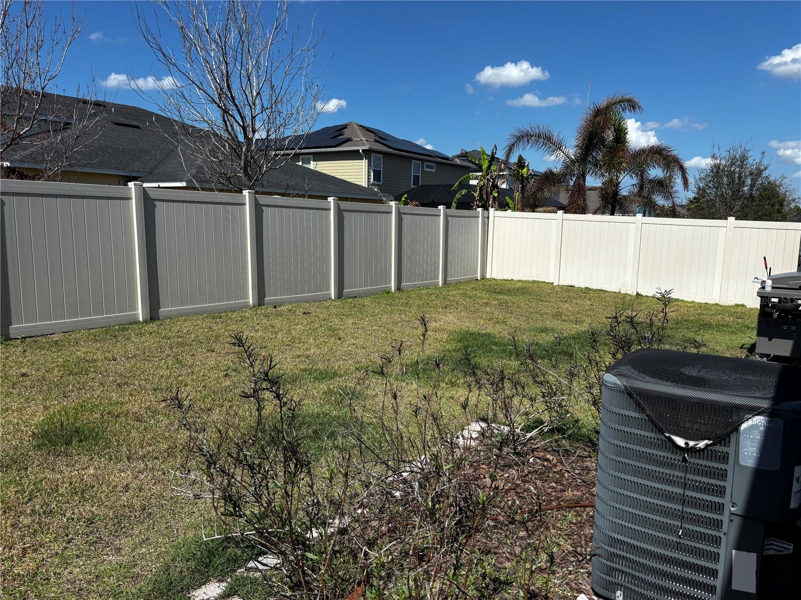 LUCAYA LAKE CLUB PH 4A - Residential