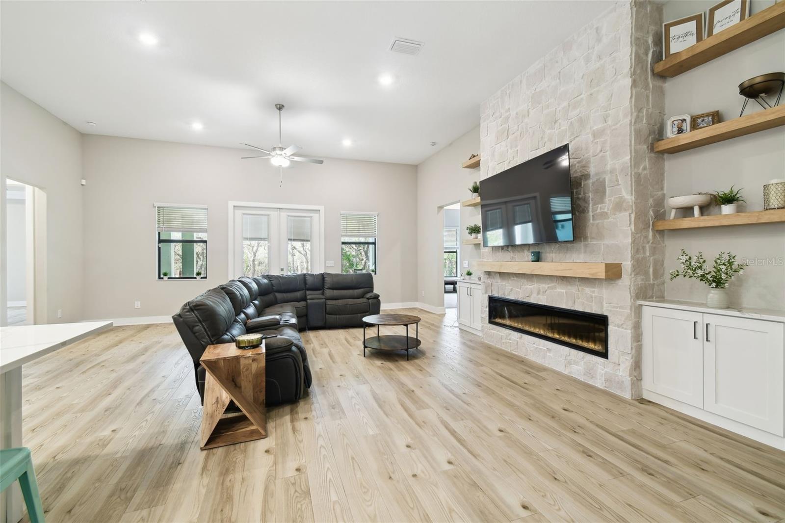 BELLA TERRA - Residential