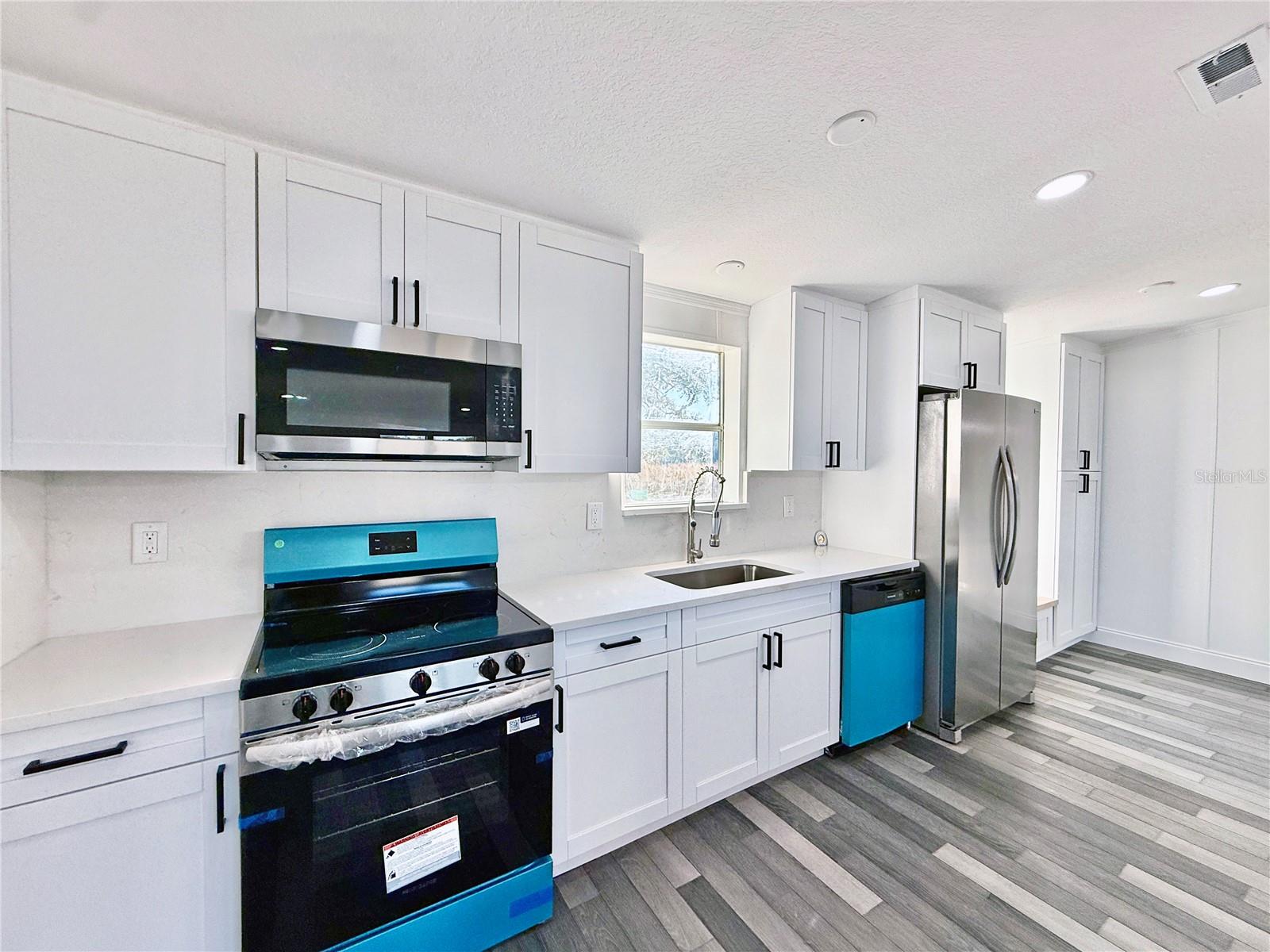 ZEPHYRHILLS COLONY CO - Residential