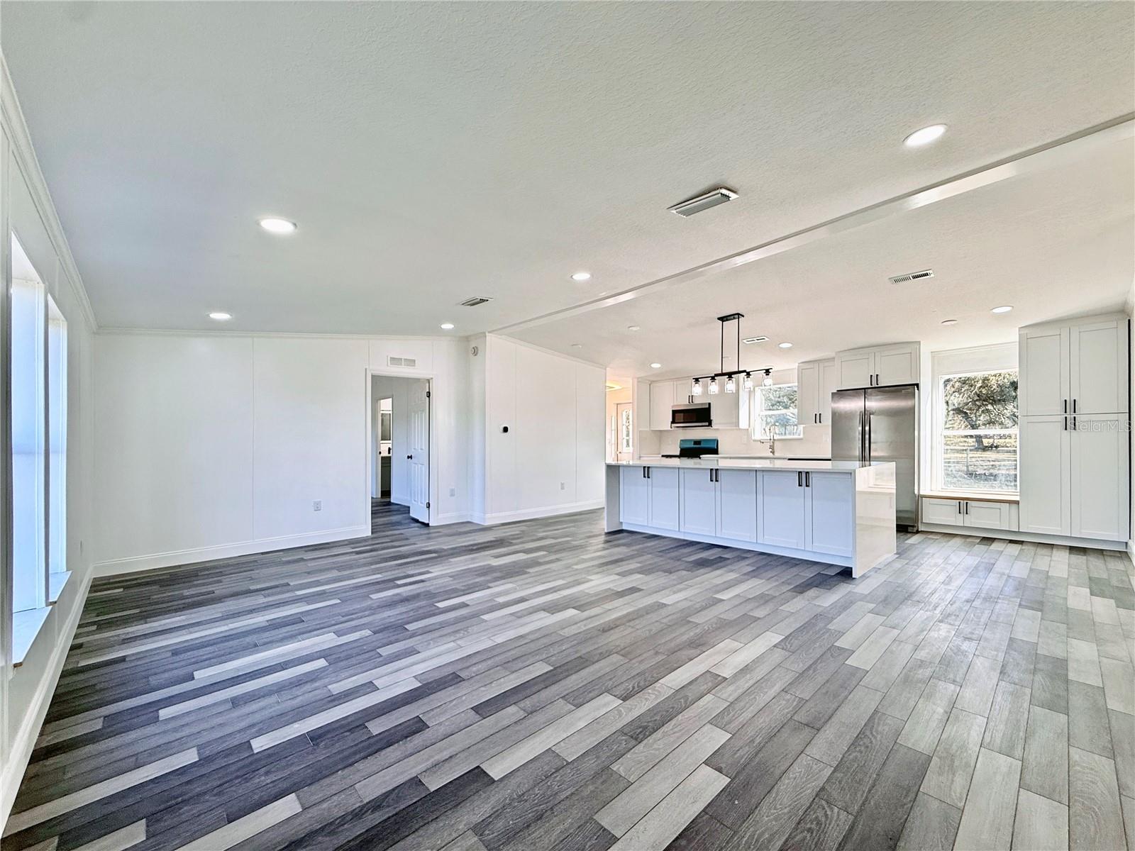 ZEPHYRHILLS COLONY CO - Residential