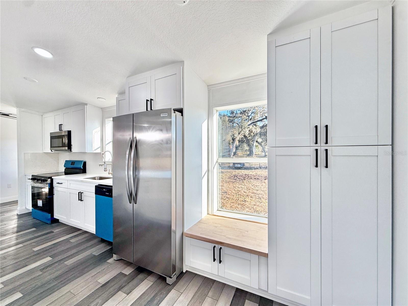 ZEPHYRHILLS COLONY CO - Residential