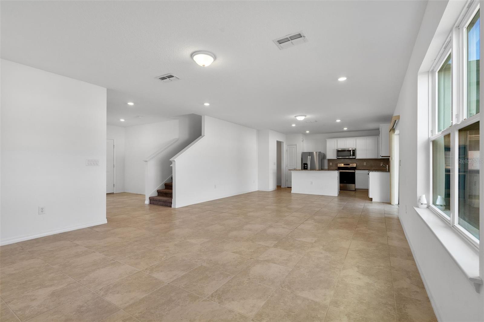 SUMMERS CAY - Residential