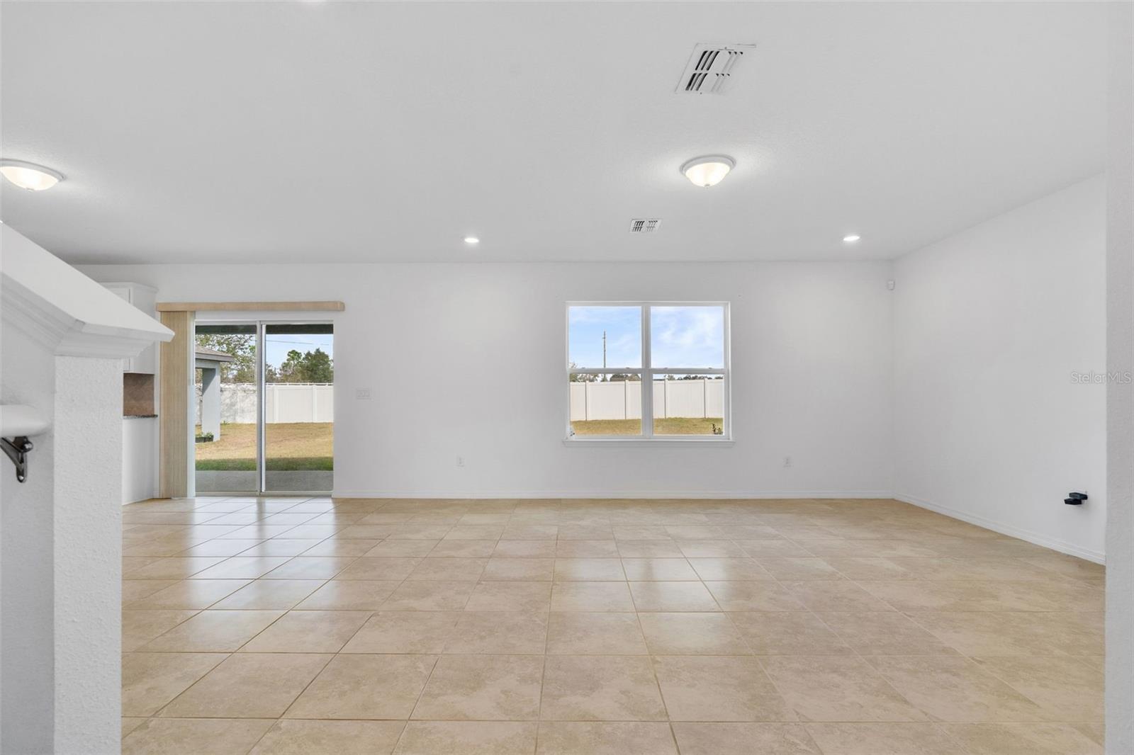 SUMMERS CAY - Residential