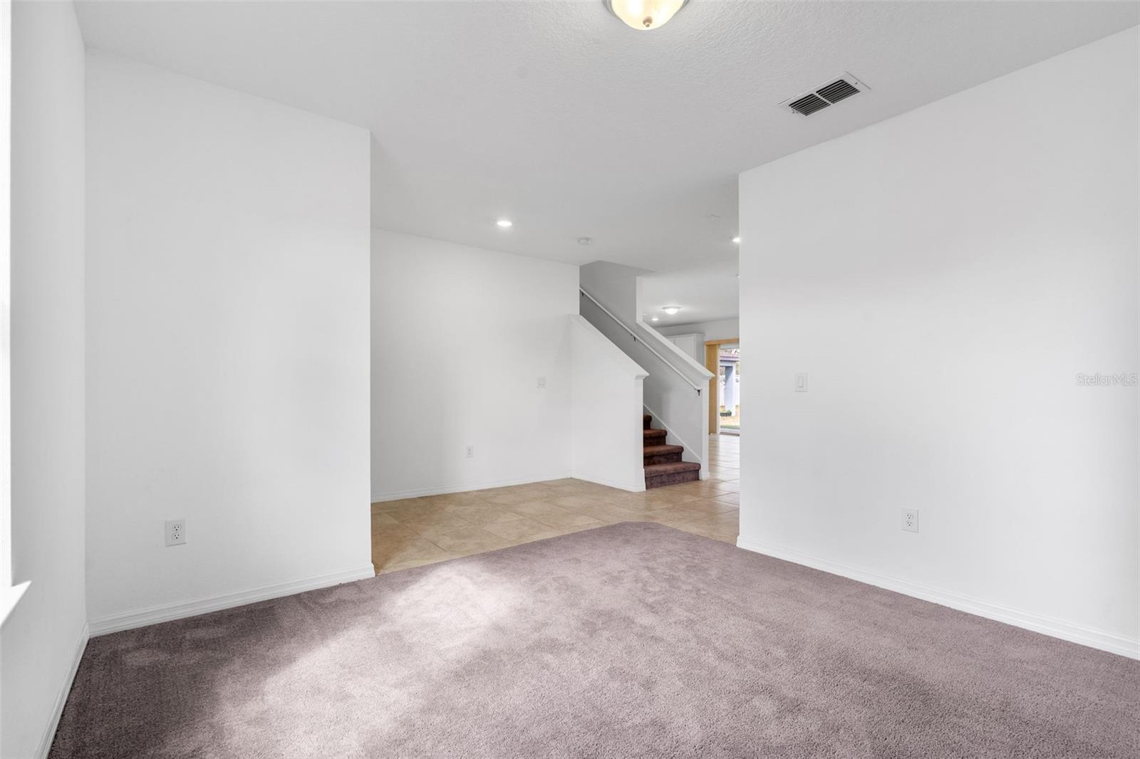 SUMMERS CAY - Residential