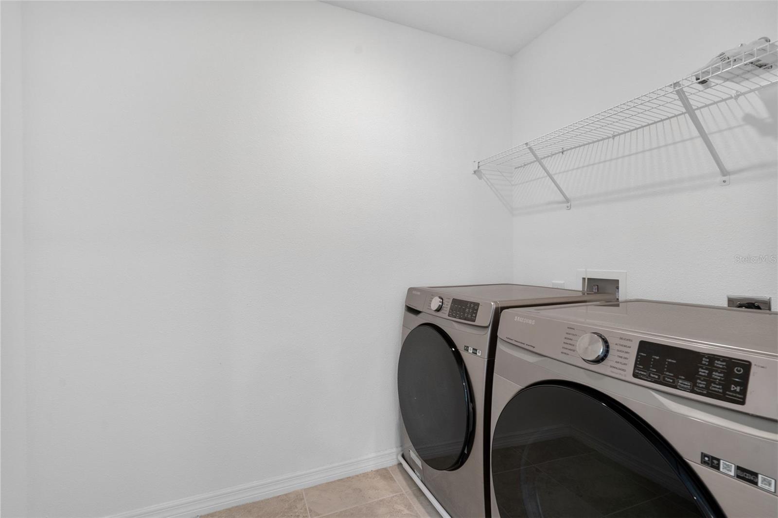 SUMMERS CAY - Residential