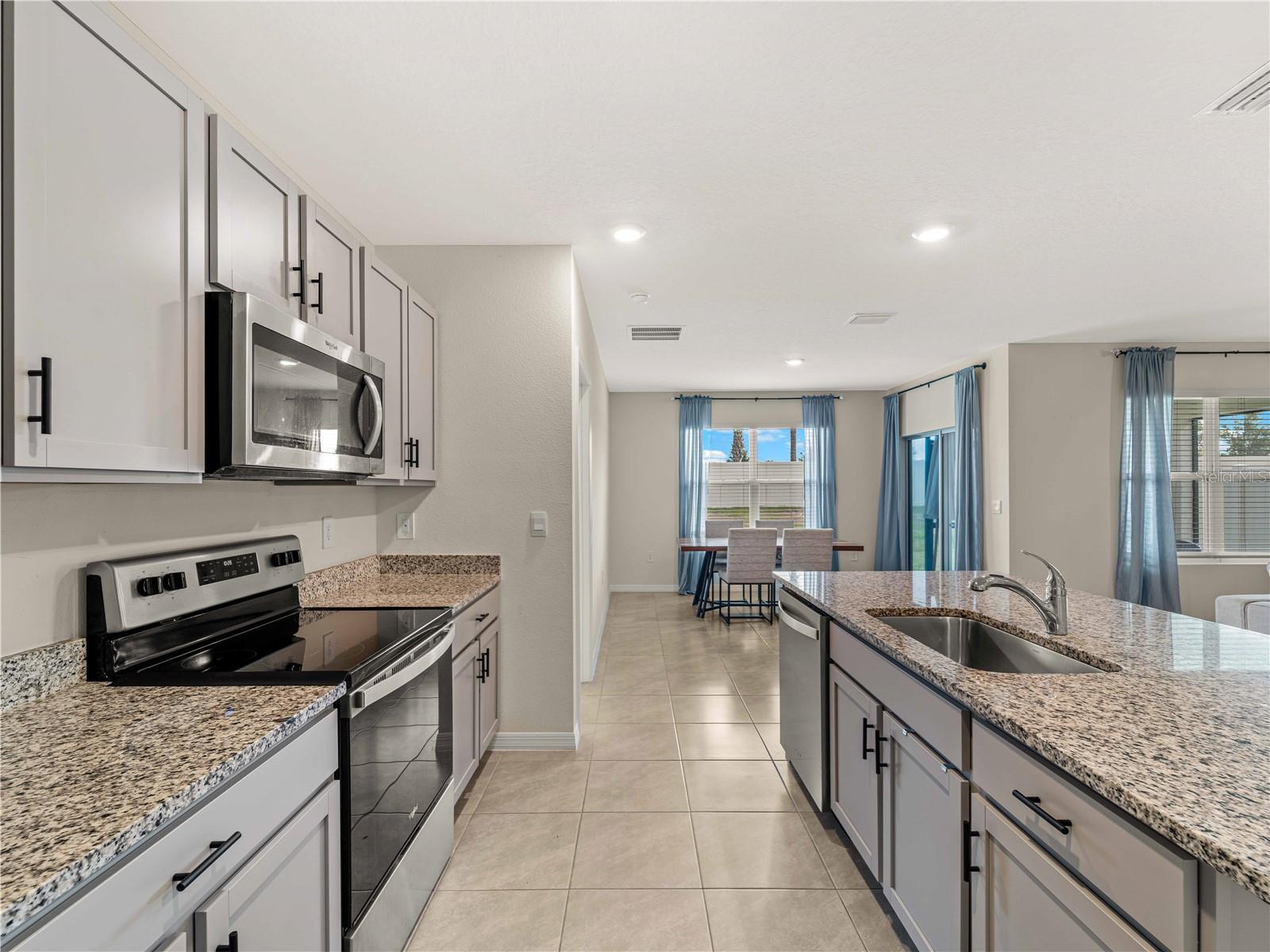 SOLERA AT LAKEWOOD RANCH PH II - Residential Lease