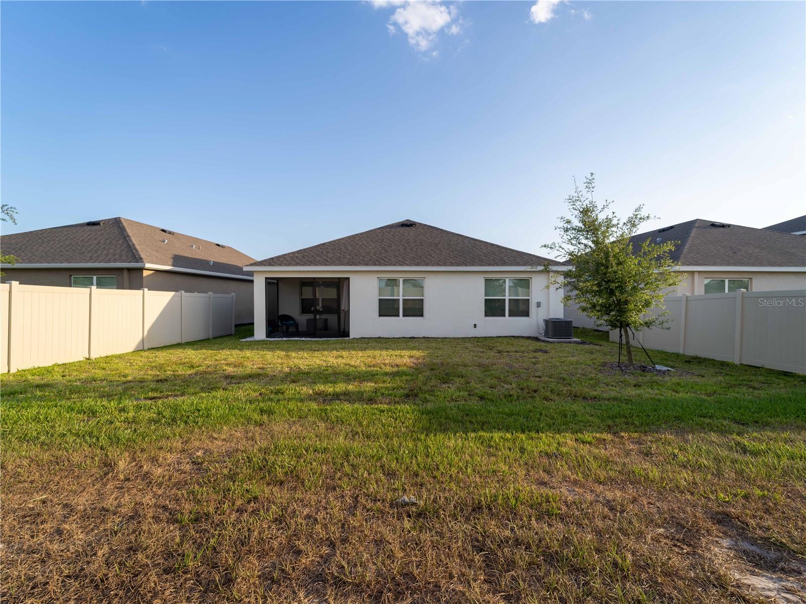 SOLERA AT LAKEWOOD RANCH PH II - Residential Lease