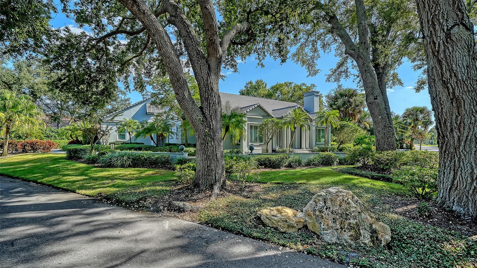 THE OAKS BAYSIDE - Residential