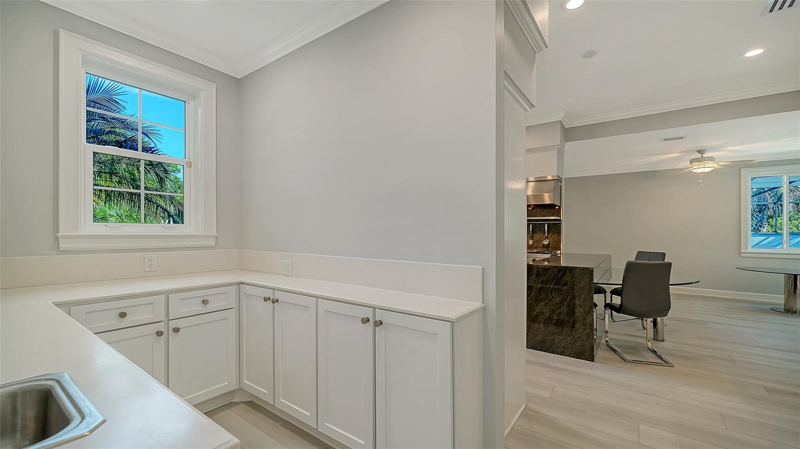 THE OAKS BAYSIDE - Residential