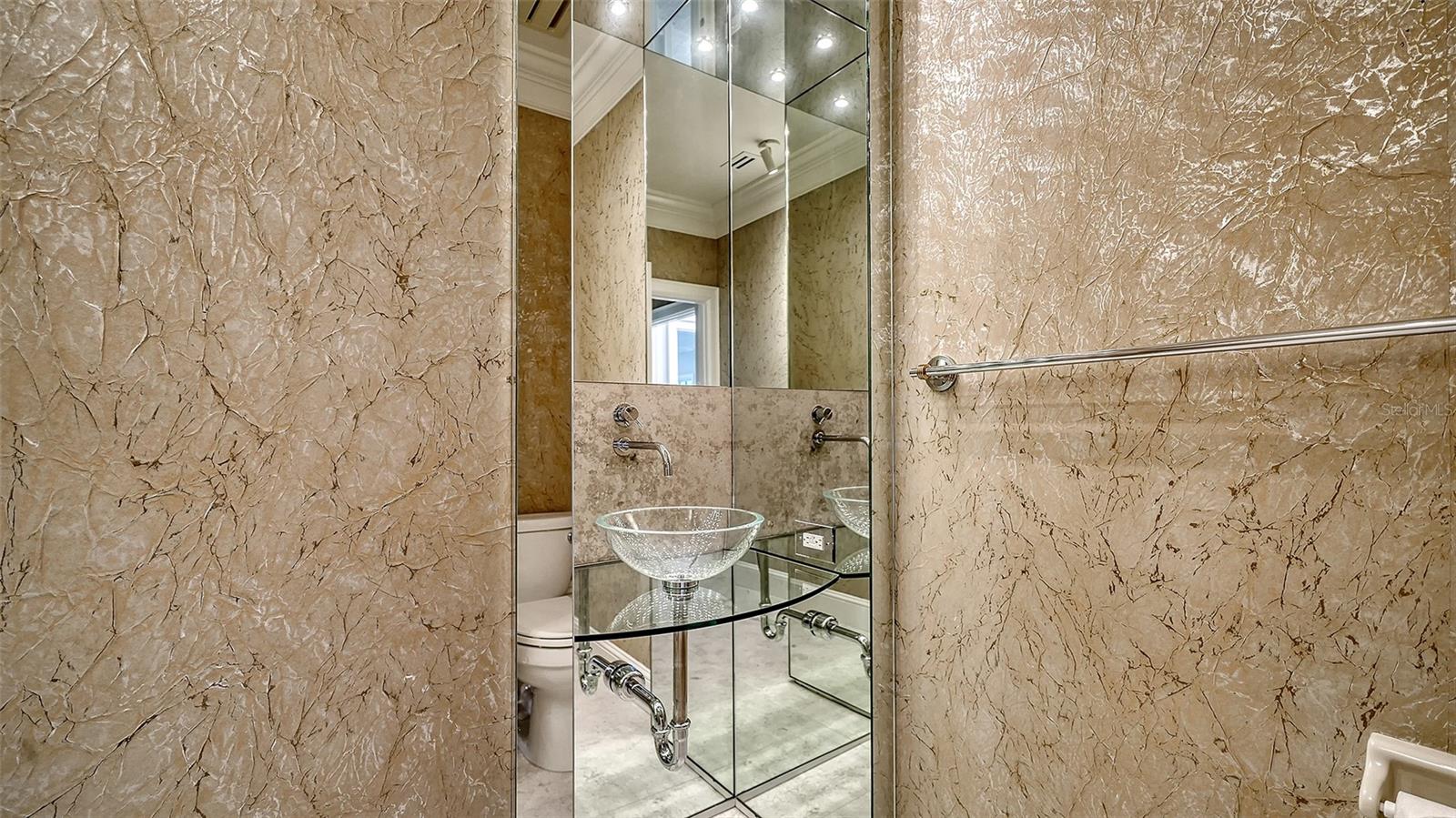 THE OAKS BAYSIDE - Residential