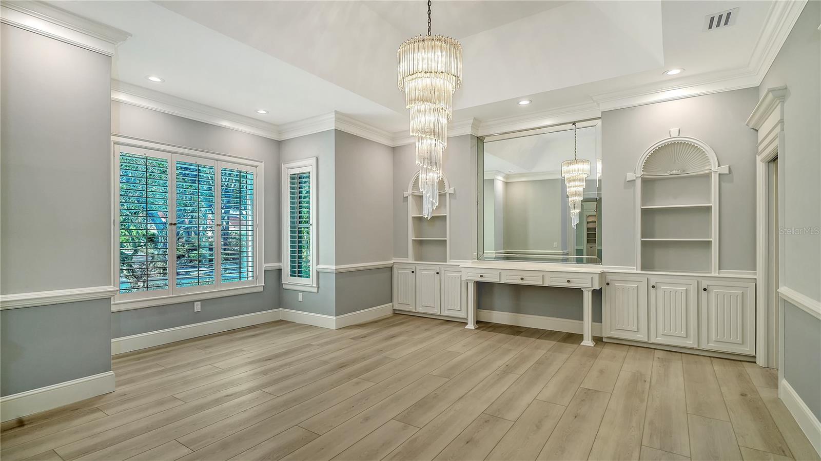 THE OAKS BAYSIDE - Residential