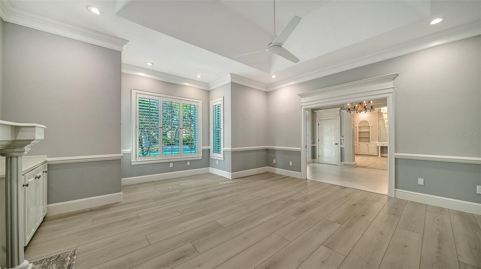 THE OAKS BAYSIDE - Residential