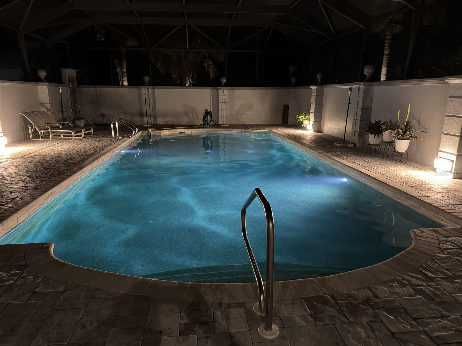 OAKS BAYSIDE - Residential