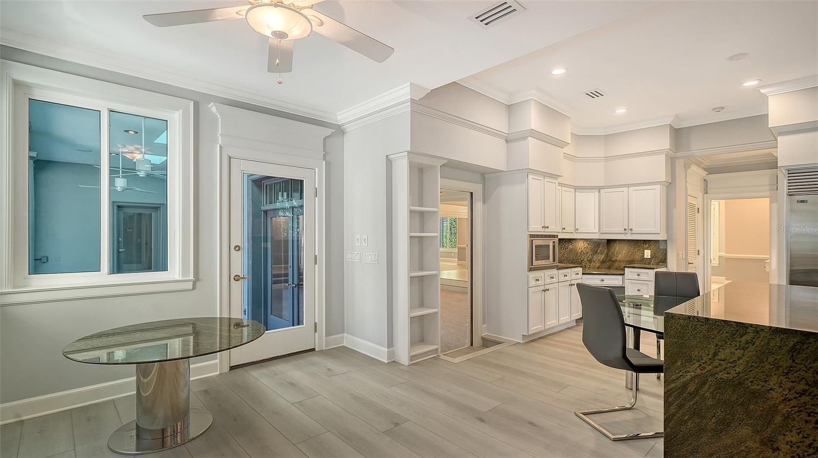 THE OAKS BAYSIDE - Residential