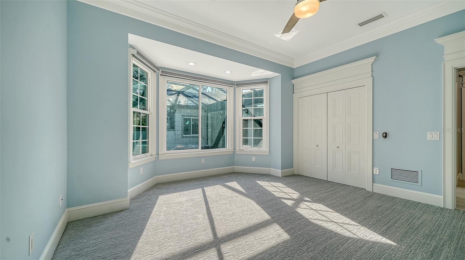 THE OAKS BAYSIDE - Residential