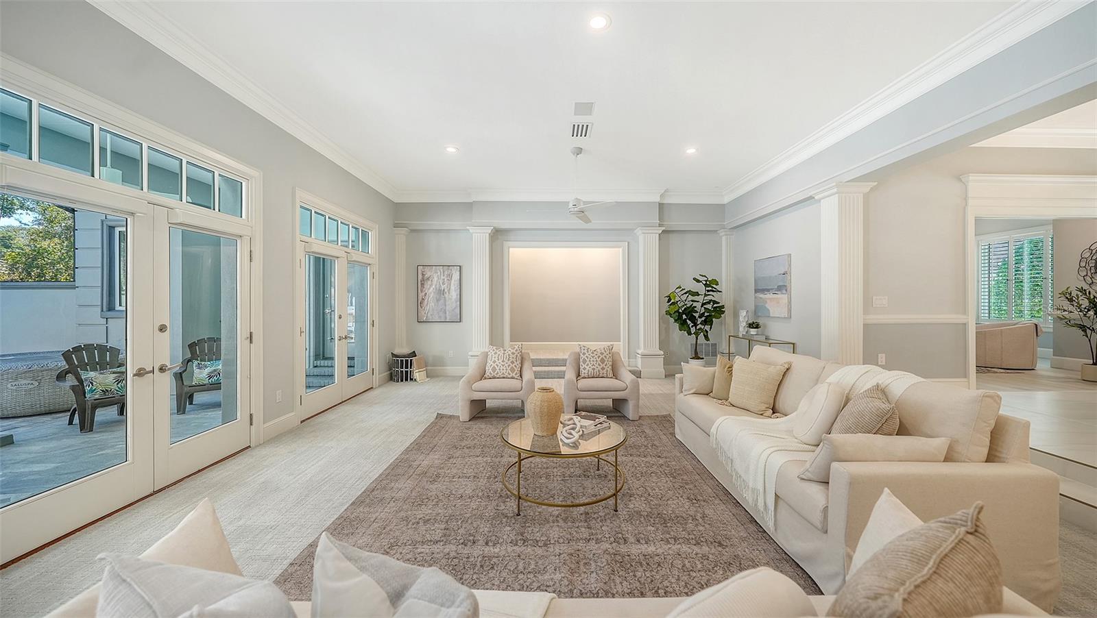 OAKS BAYSIDE - Residential