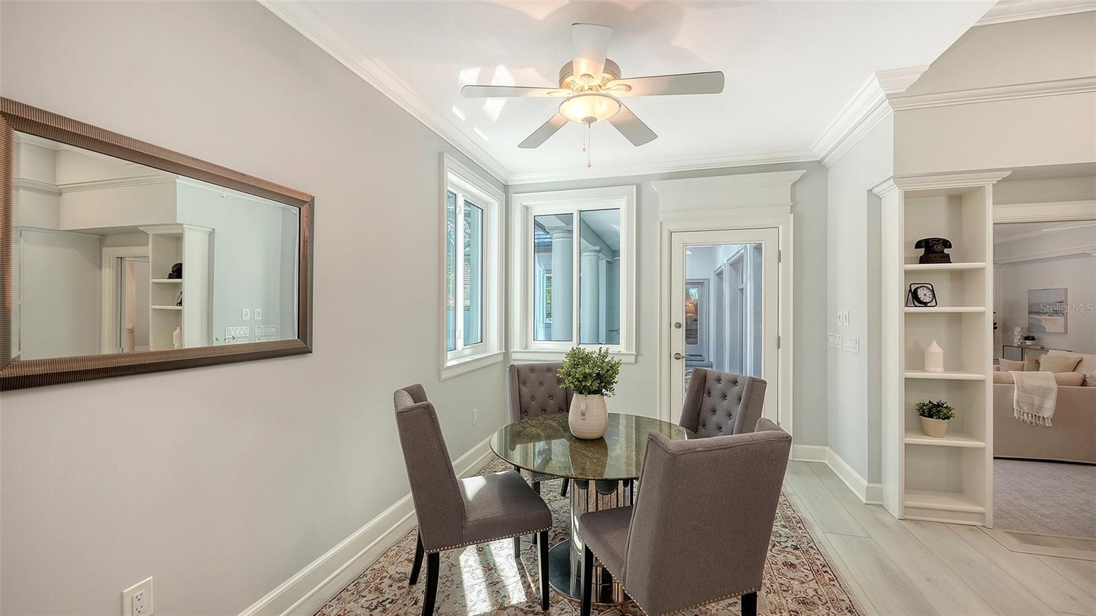 OAKS BAYSIDE - Residential