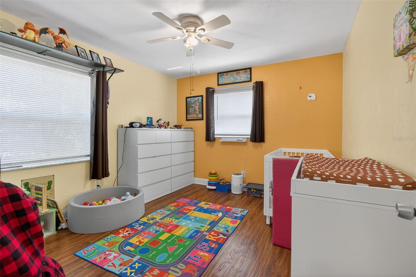 ESQUIRE ESTATES - Residential