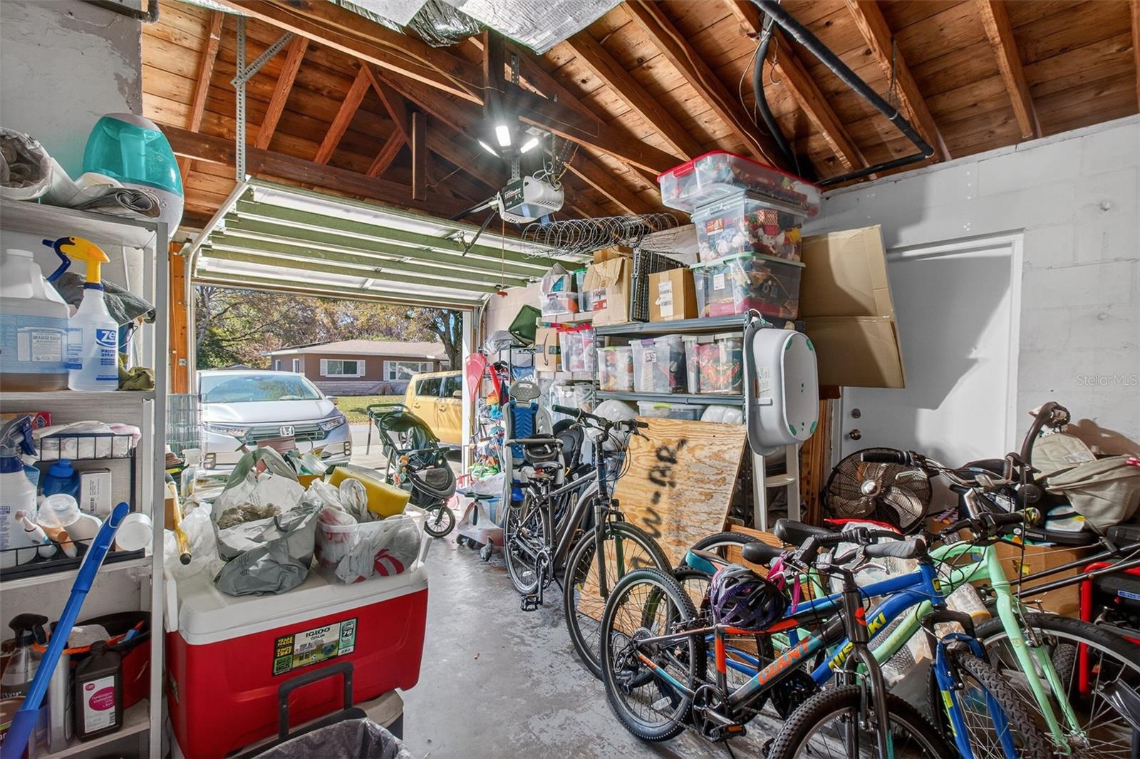 ESQUIRE ESTATES - Residential