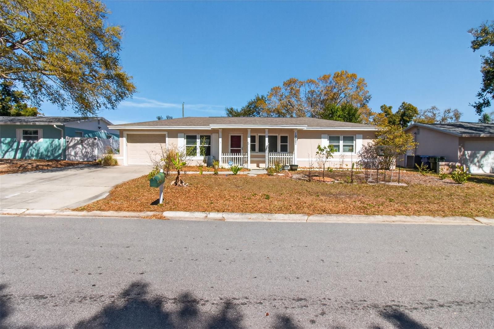 ESQUIRE ESTATES - Residential