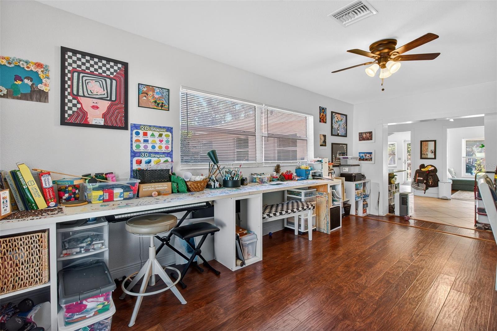 ESQUIRE ESTATES - Residential