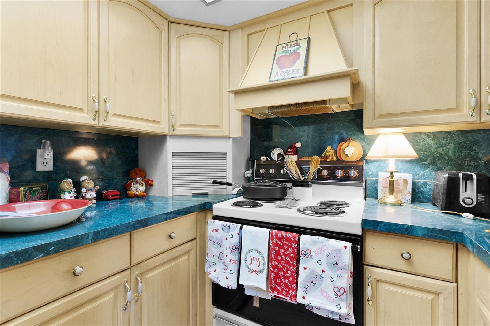 SANDALWOOD CONDO - Residential