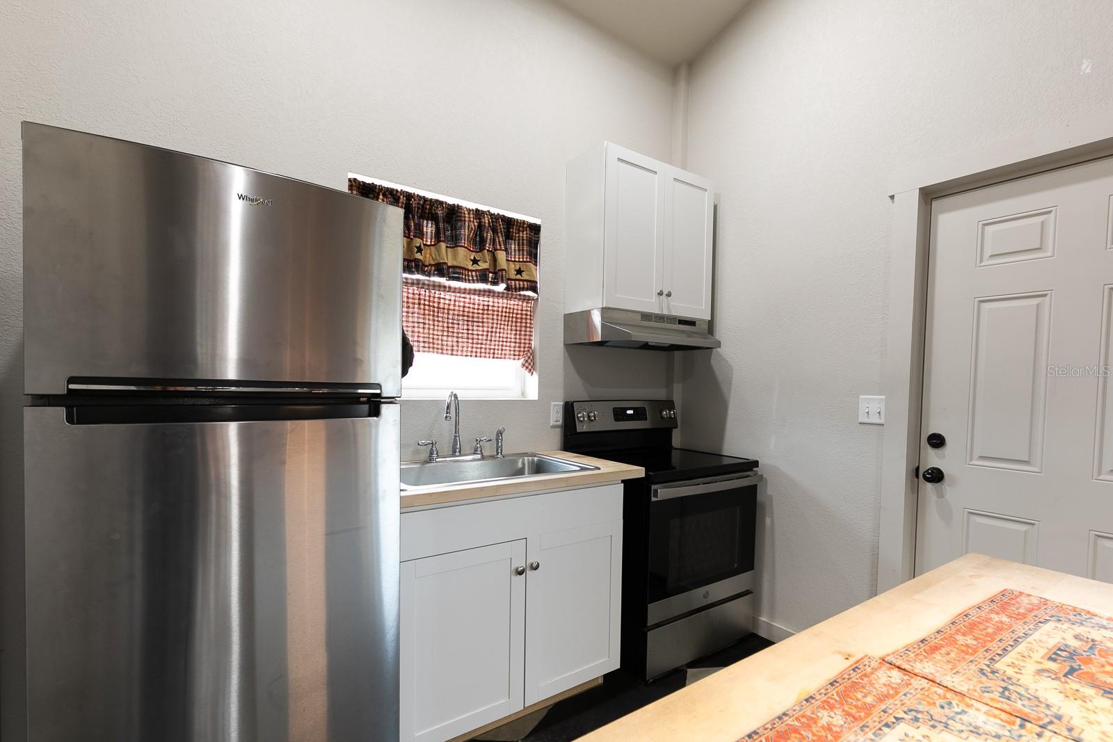 NOT IN A SUBDIVISON - Residential