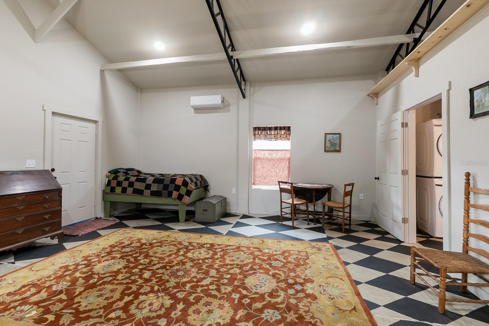 NOT IN A SUBDIVISON - Residential