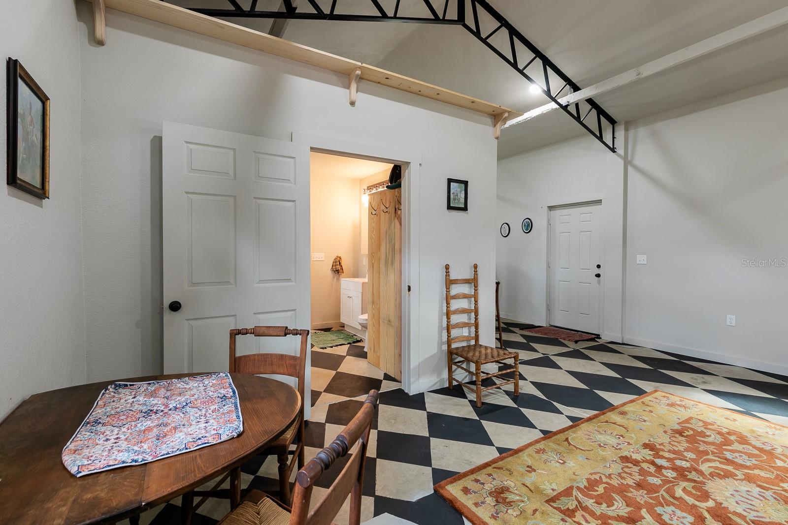 NOT IN A SUBDIVISON - Residential