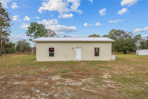 Photo of 2190 NE 130th Avenue, Williston, FL 32696 (MLS # GC535620)